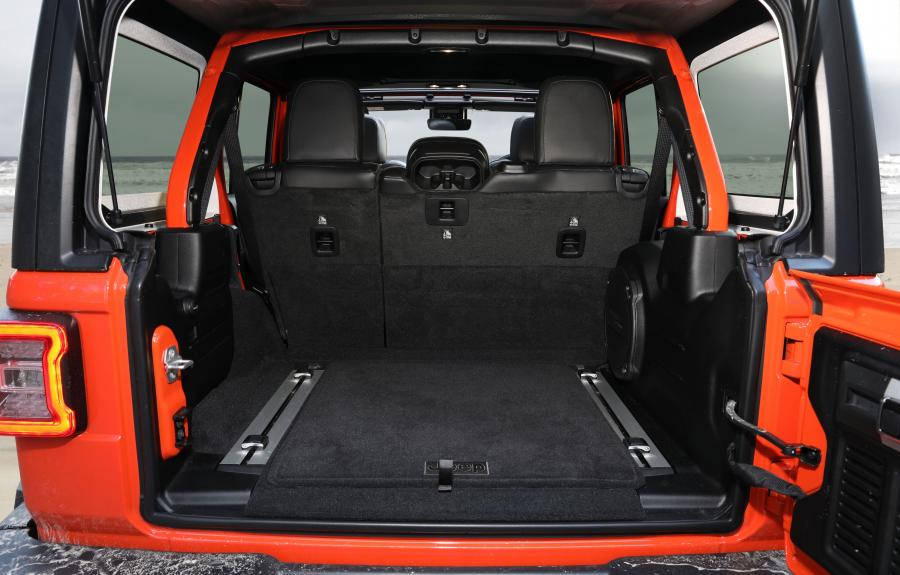 Багажник Jeep Wrangler Unlimited Rubicon (JL) 2019 года  (AU) (фото 8 из 40)